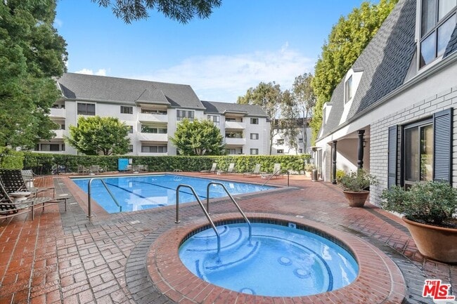 Photo - 651 Wilcox Ave Unit 3B