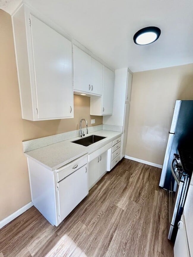 Photo - 1 Bedroom 1 Bath Unit B04