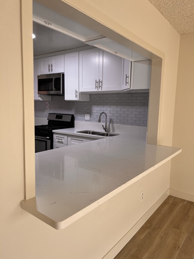 Photo - Narbonne Gardens Apartments