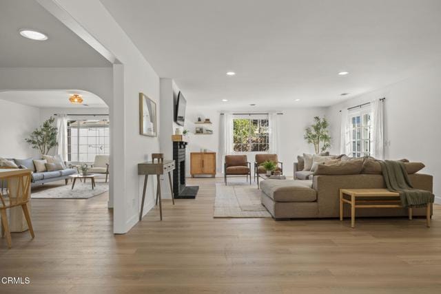 Photo - 352 Paine Ave