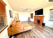 Photo - 1940 W 93rd St House