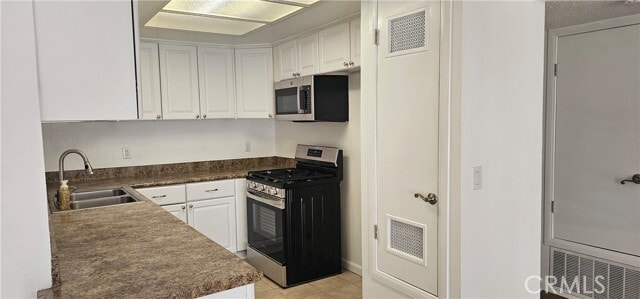 Photo - 760 Rimpau Ave