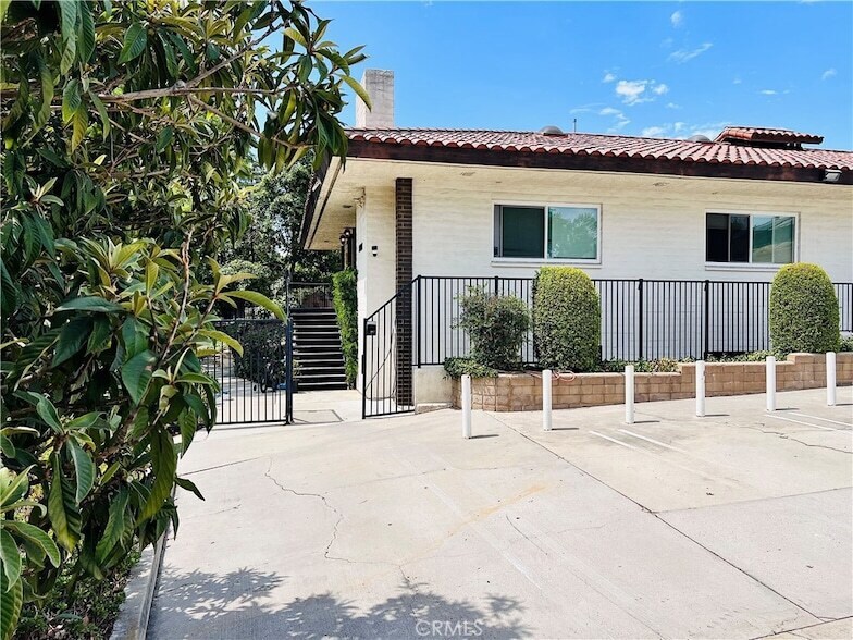 Photo - 19901 Yorba Linda Blvd