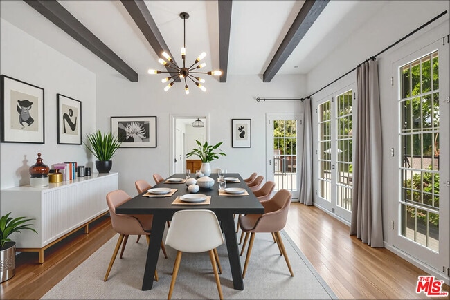 Photo - 6140 W 6th St