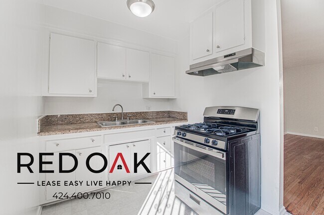 Photo - 6655 Franklin Ave Unit 11