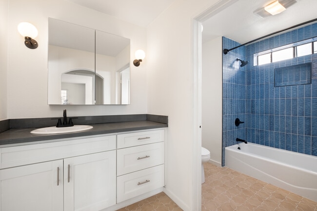 Bathroom in unit 111 - Mansfield Terrace Apartments