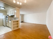 Photo - 935 N Alfred St Unit 8