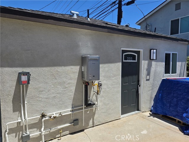 Photo - 642 W Glenoaks Blvd