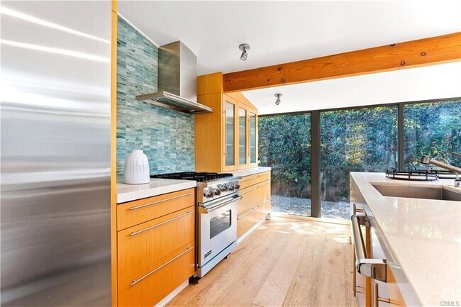 Building Photo - 6225 Frondosa Dr Rental