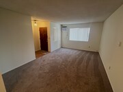 View of living space - 3262 Montrose Ave Unit A