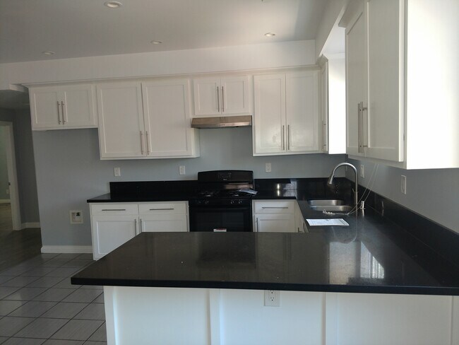 Photo - 3961 Halldale Ave Unit 1