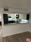 Photo - 1319 N Detroit St Condo Unit 3