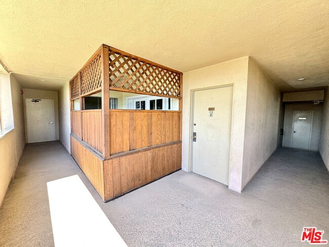 Photo - 1023 Hancock Ave Unit 212