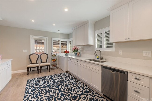 Kitchen - 2145 W Cris Ave Unit Room 1