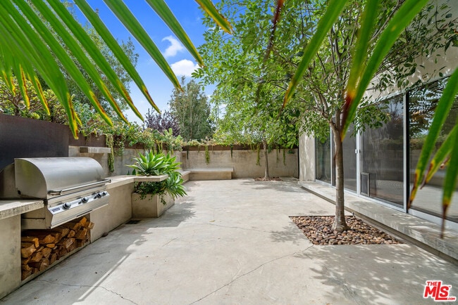 Photo - 625 Santa Clara Ave