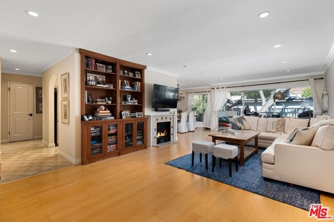 Photo - 11965 Gorham Ave Unit 504