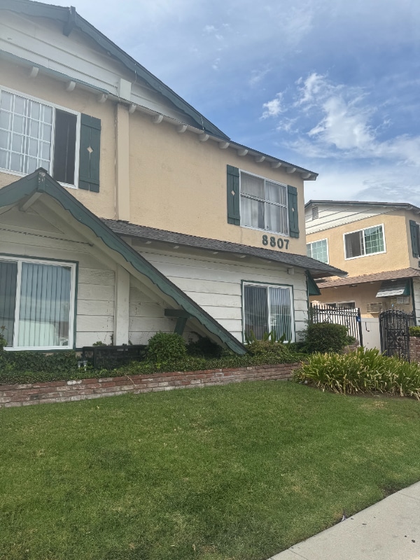 Photo - 8757 Owensmouth Ave Unit 7