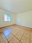 Photo - 663 Cadman St