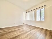 Photo - 2116-2118 E. Cesar Chavez Avenue Unit 2118 1/2  4