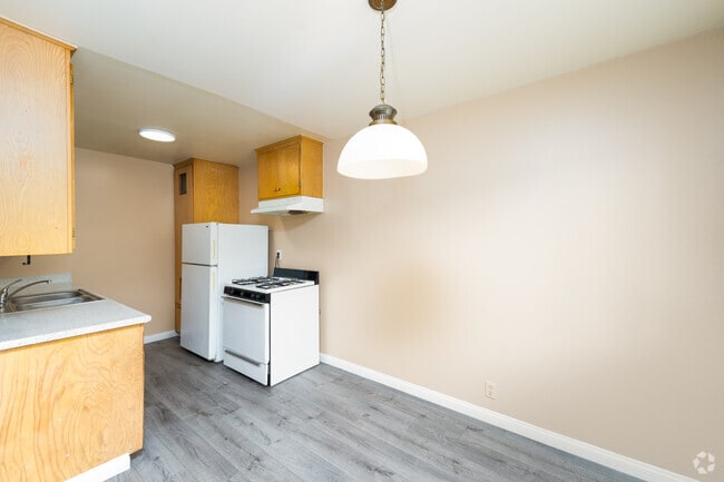 1BR, 1BA - 600SF - Bowles Apts