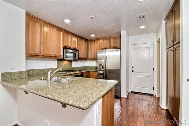 Building Photo - 10543 Avenida Olinda Rental