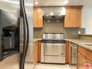 Photo - 1227 Granville Ave Unit 104