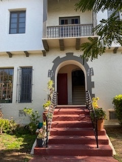 Building Photo - 429 N Orange Grove Ave Unit 429
