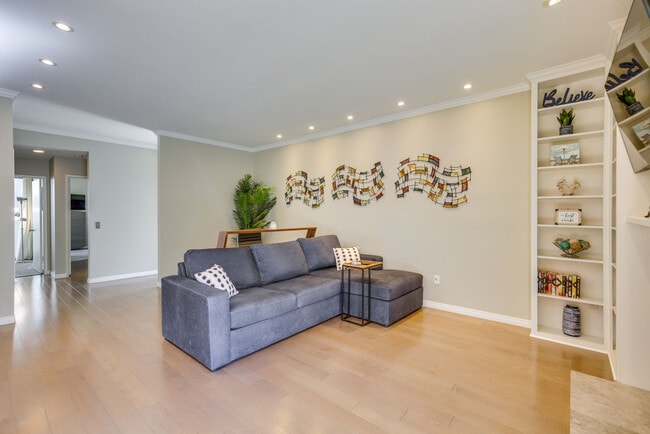 Photo - 701 Kettner Blvd Unit SI FL1-ID1546094P