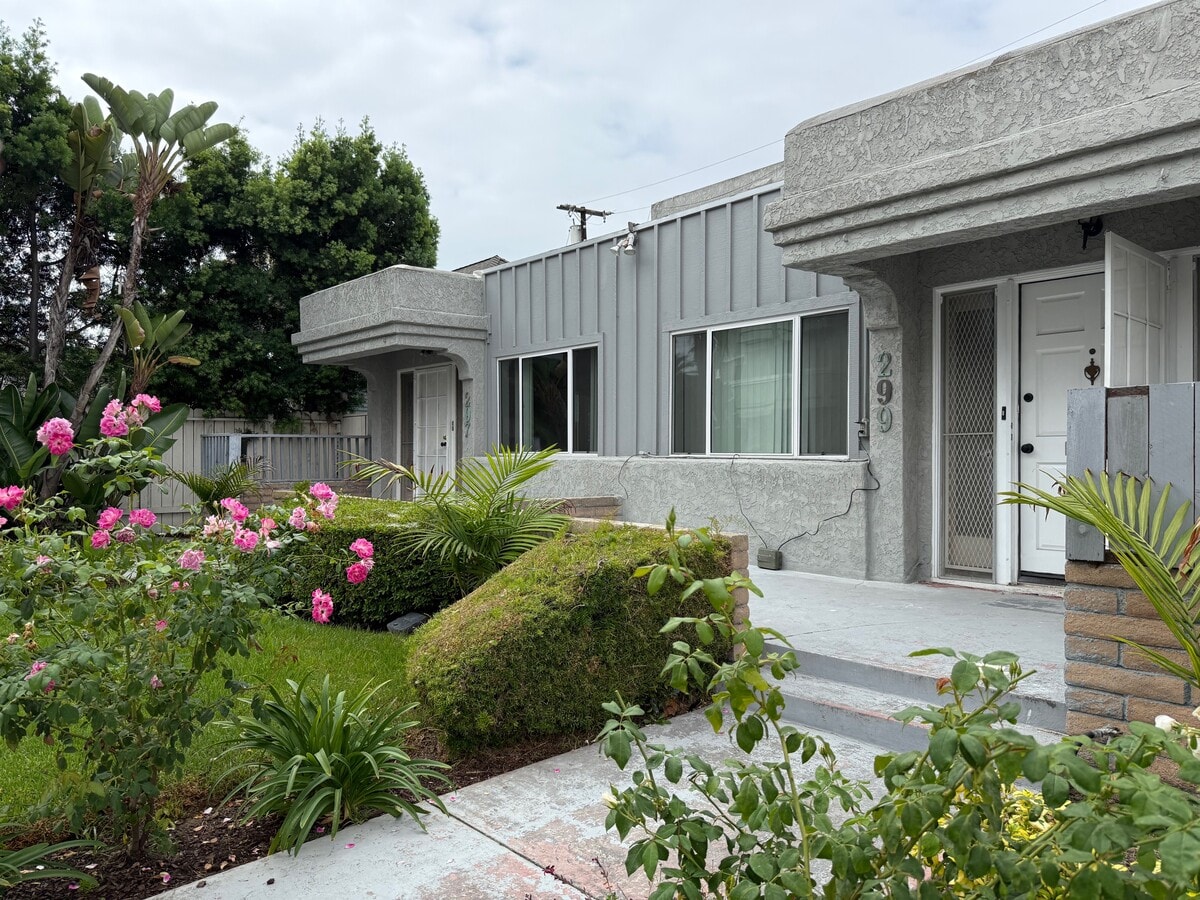Photo - 299 N Lowena Dr