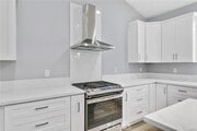 Photo - 1549 McLeod Pl