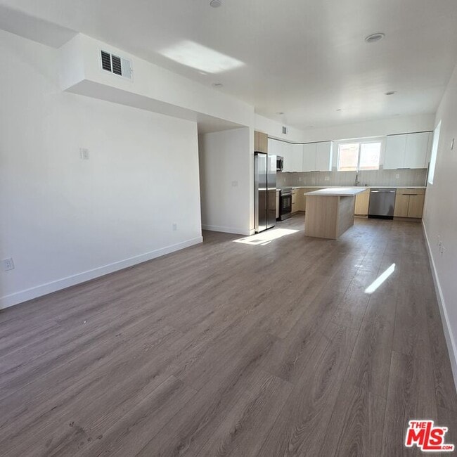 Photo - 10829 Peach Grove St Unit 3
