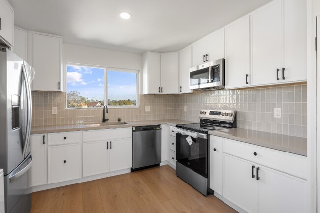 Photo - 3728 Acacia St Unit Building B A