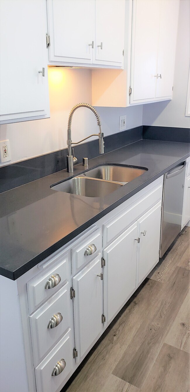 Photo - West Brent Apartments