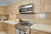 Photo - 855 Croft Ave