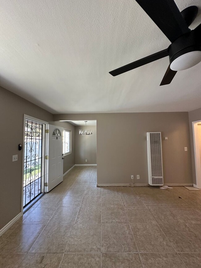 Photo - Kroeger Unit B