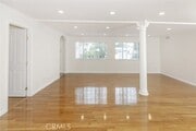 Photo - 1610 N Hoover St Townhome