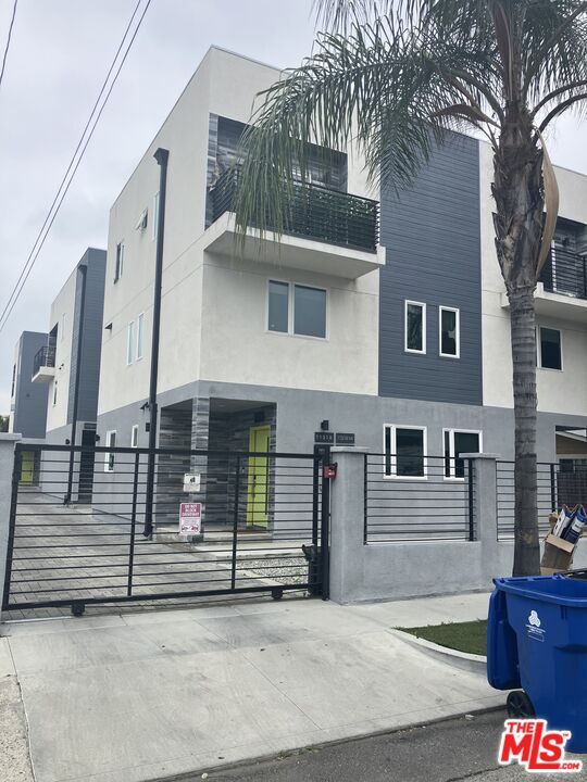 Photo - 11318 Miranda St Condo Unit 1/2