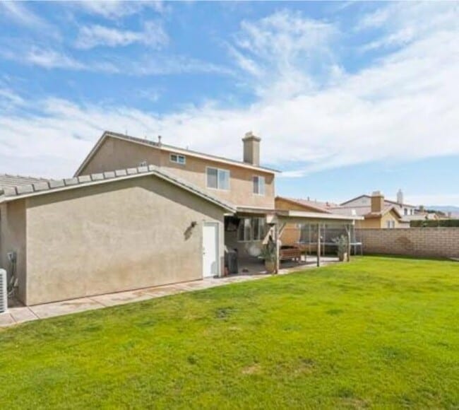 Photo - 80549 Tinsley Ave