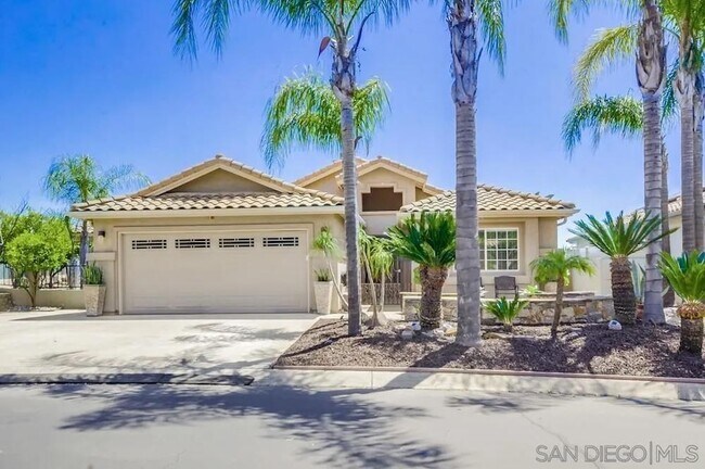 Photo - 2703 Lobelia Rd