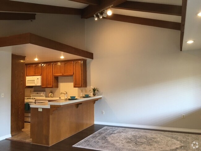Building Photo - Los Caballeros #322 Unit 322A Rental