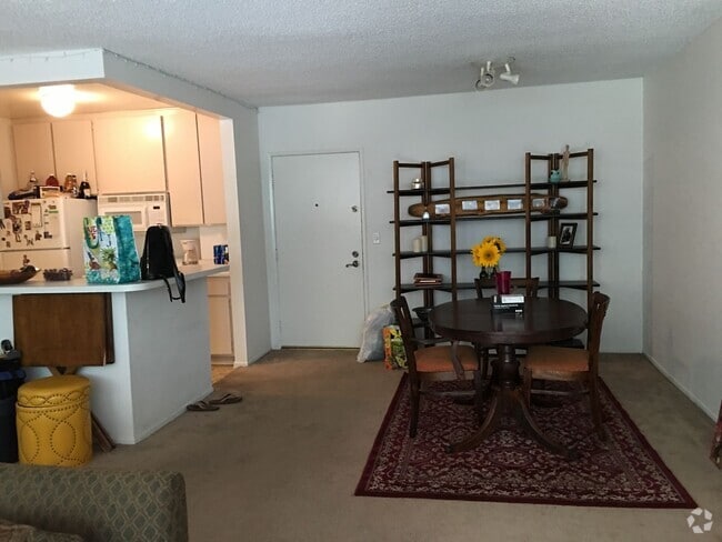 Building Photo - Playa del Rey Cross Creek Village 3 Bedroom Unit D3051 Rental