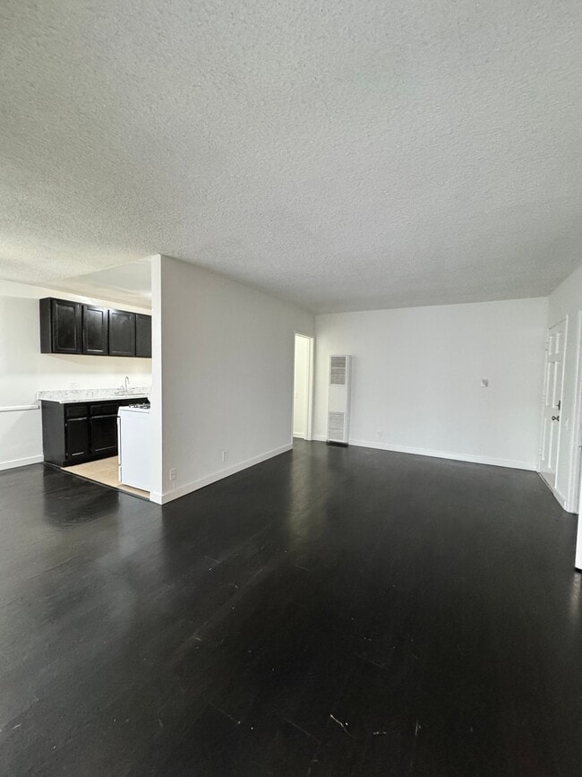 Photo - 7530 Fountain Ave Unit 3