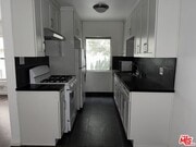 Photo - 1475 S Wooster St House