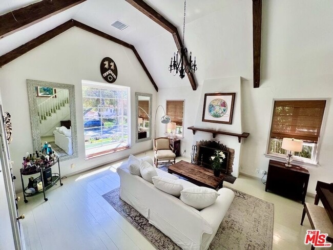 Photo - 219 Winchester Ave