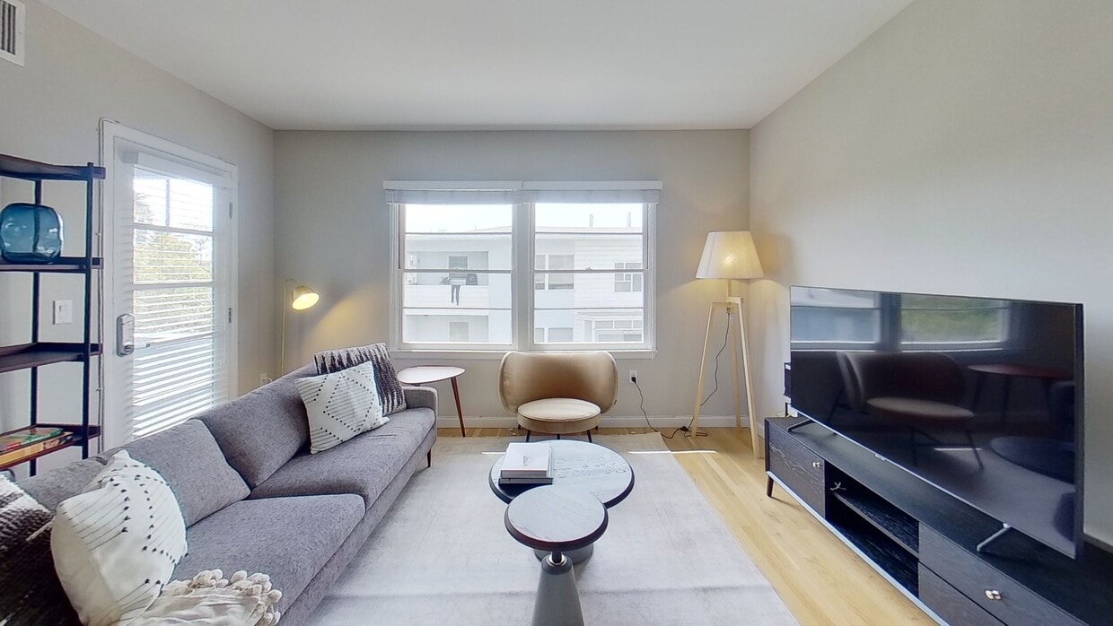 3D Tour - 1723 Penmar Ave Apartment Unit FL2-ID436