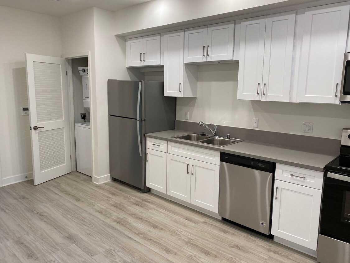 Floor Plan - 1Bd + 1Bth - Floor Plan I