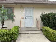 Photo - Washington (1004-1008) Unit Washington (1004) East