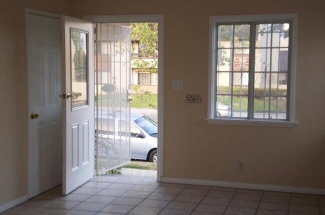 Photo - 7823 Normandie Ave