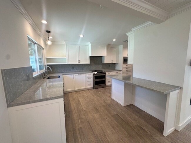 Photo - Stylish Camarillo Home for Lease