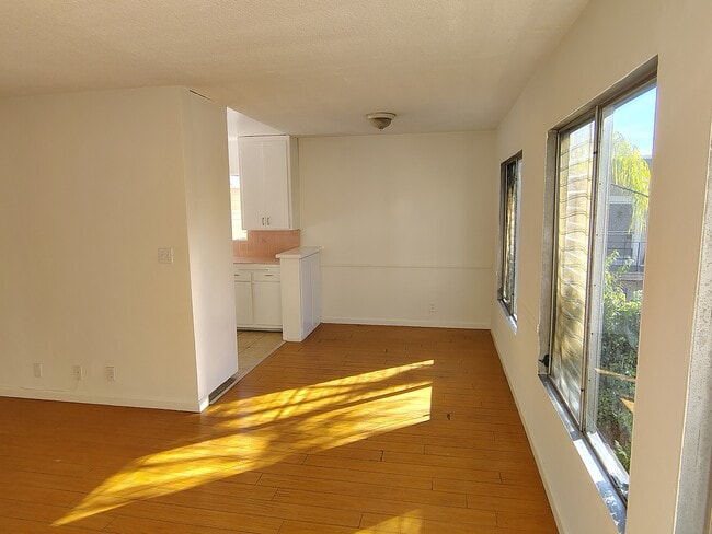 Photo - 7920 Selma Ave